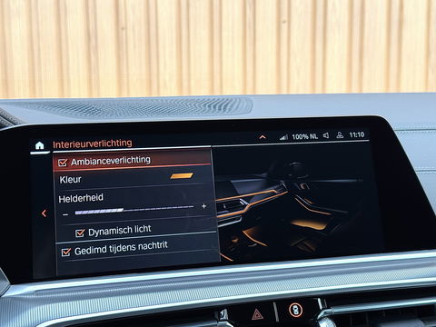 BMW X5 XDRIVE30D High Executive | M Pakket | 22" Lichtmetaal | Apple Carplay | Android Auto | Panoramadak | 3500 KG Trekken | Leder | DAB | Stuurwielverwarming | Head-Up Display | BMW Laser |