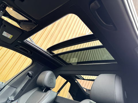 BMW X5 XDRIVE30D High Executive | M Pakket | 22" Lichtmetaal | Apple Carplay | Android Auto | Panoramadak | 3500 KG Trekken | Leder | DAB | Stuurwielverwarming | Head-Up Display | BMW Laser |