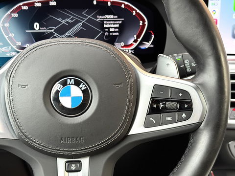 BMW X5 XDRIVE30D High Executive | M Pakket | 22" Lichtmetaal | Apple Carplay | Android Auto | Panoramadak | 3500 KG Trekken | Leder | DAB | Stuurwielverwarming | Head-Up Display | BMW Laser |