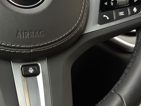 BMW X5 XDRIVE30D High Executive | M Pakket | 22" Lichtmetaal | Apple Carplay | Android Auto | Panoramadak | 3500 KG Trekken | Leder | DAB | Stuurwielverwarming | Head-Up Display | BMW Laser |