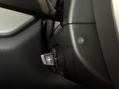 BMW X5 XDRIVE30D High Executive | M Pakket | 22" Lichtmetaal | Apple Carplay | Android Auto | Panoramadak | 3500 KG Trekken | Leder | DAB | Stuurwielverwarming | Head-Up Display | BMW Laser |