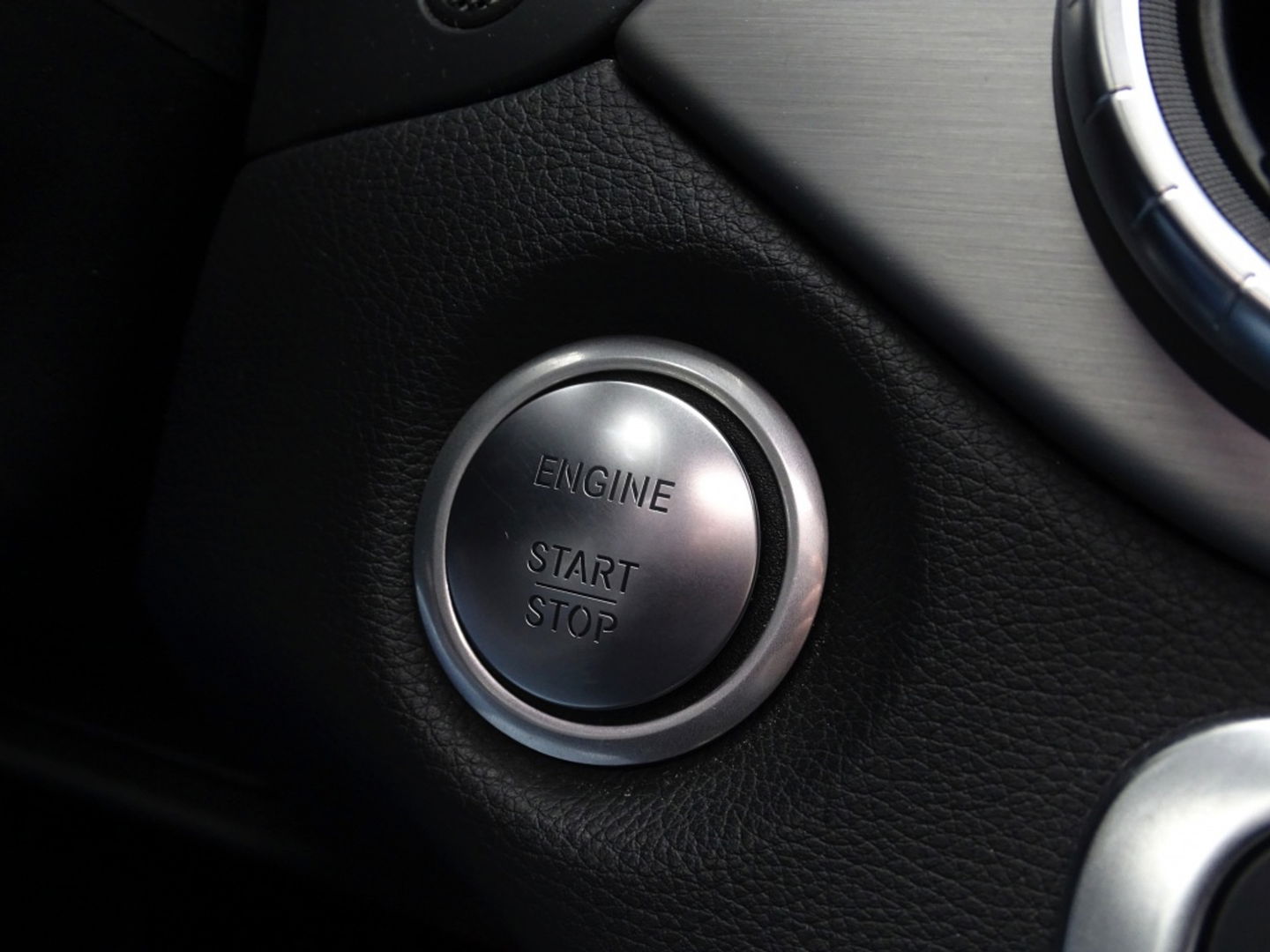 Mercedes-Benz CLA-Klasse Shooting Brake 180 automaat / AMG Ed. 1 / 2019 / LED *NAP*