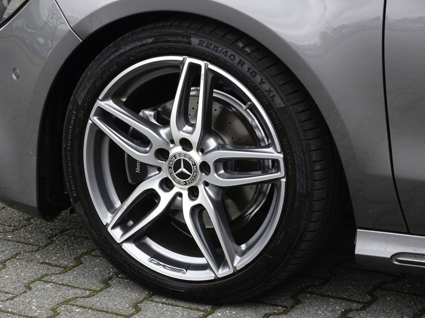 Mercedes-Benz CLA-Klasse Shooting Brake 180 automaat / AMG Ed. 1 / 2019 / LED *NAP*