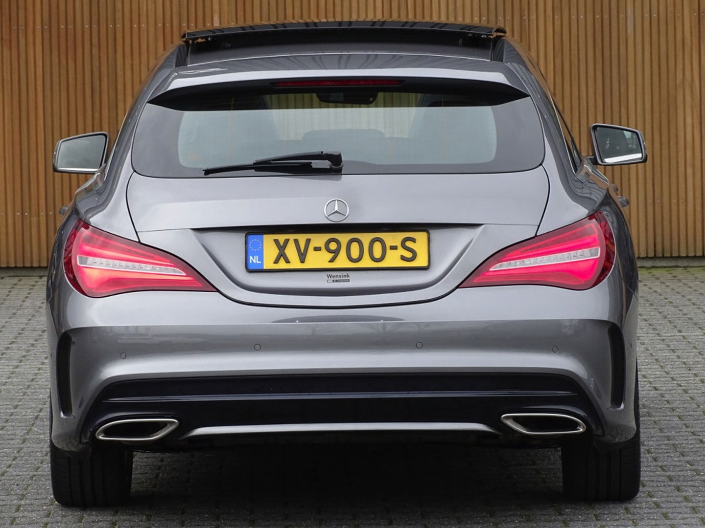 Mercedes-Benz CLA-Klasse Shooting Brake 180 automaat / AMG Ed. 1 / 2019 / LED *NAP*