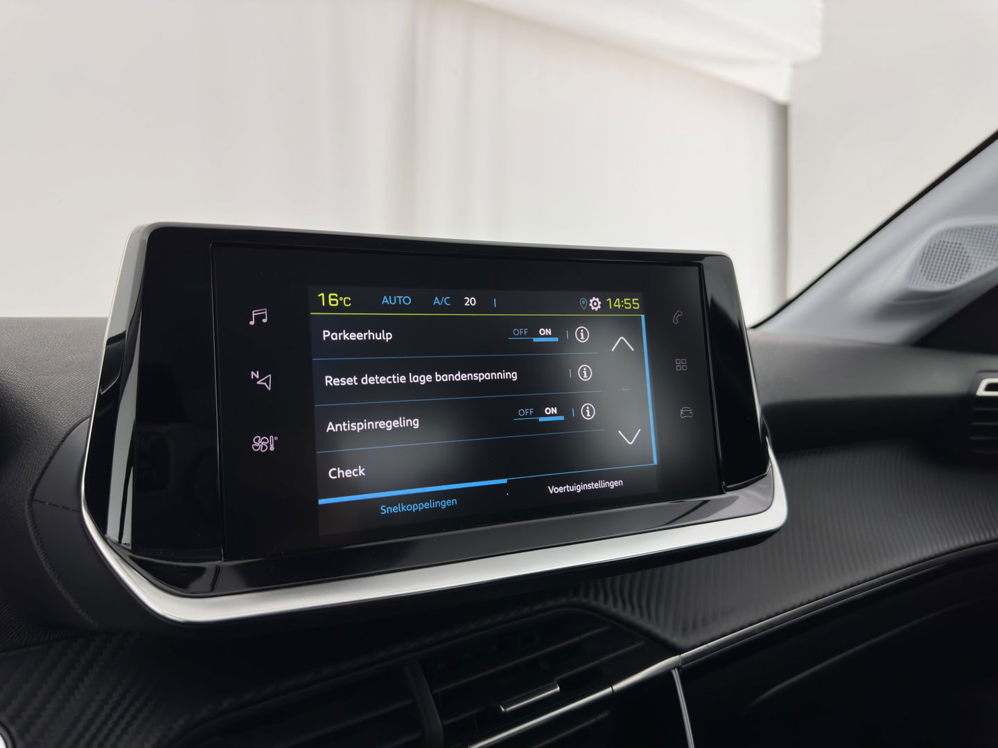 Peugeot e-208 EV Active Pack 50 kWh {SOH-99%} [ 3-Fase ] (INCL.BTW) Aut. *FULL-LED | MICROFIBRE | SPORT-SEATS | CARPLAY | CCS-FASTLOADER | KEYLESS | DAB+ | LANE-ASSIST | CRUISE | ECC | PDC | 16''ALU*