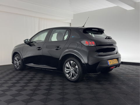 Peugeot e-208 EV Active Pack 50 kWh {SOH-99%} [ 3-Fase ] (INCL.BTW) Aut. *FULL-LED | MICROFIBRE | SPORT-SEATS | CARPLAY | CCS-FASTLOADER | KEYLESS | DAB+ | LANE-ASSIST | CRUISE | ECC | PDC | 16''ALU*
