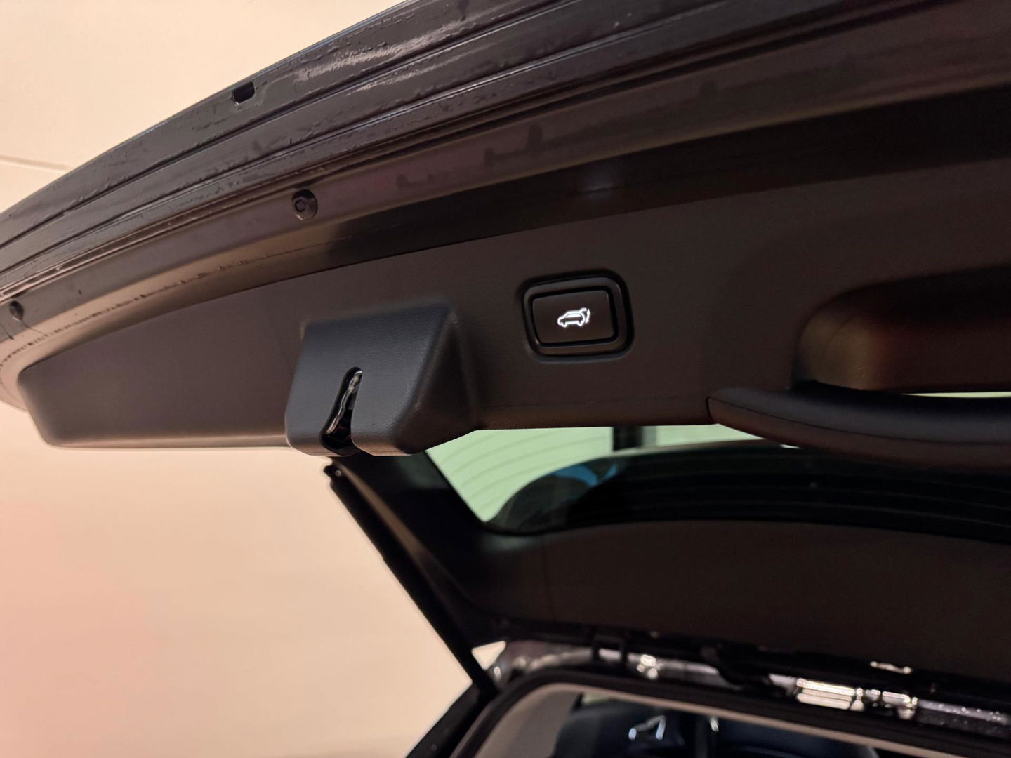 Kia Sportage 1.6 T-GDi Plug-in Hybrid AWD DynamicPlusLine PANO KEYLESS