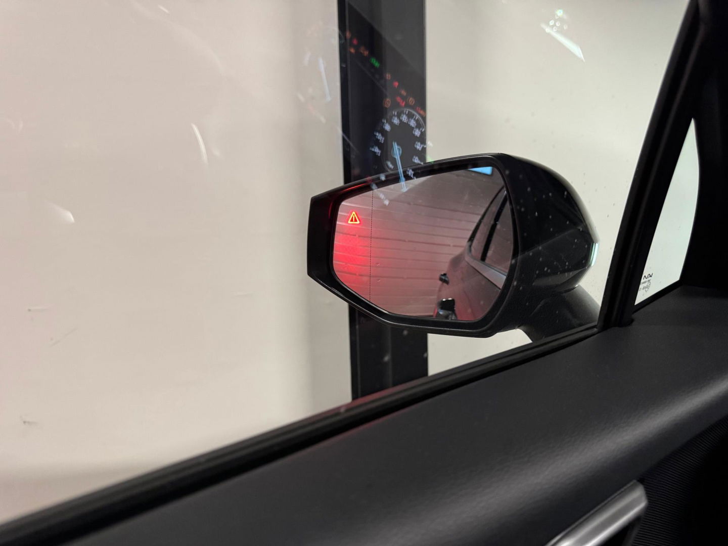 Kia Sportage 1.6 T-GDi Plug-in Hybrid AWD DynamicPlusLine PANO KEYLESS