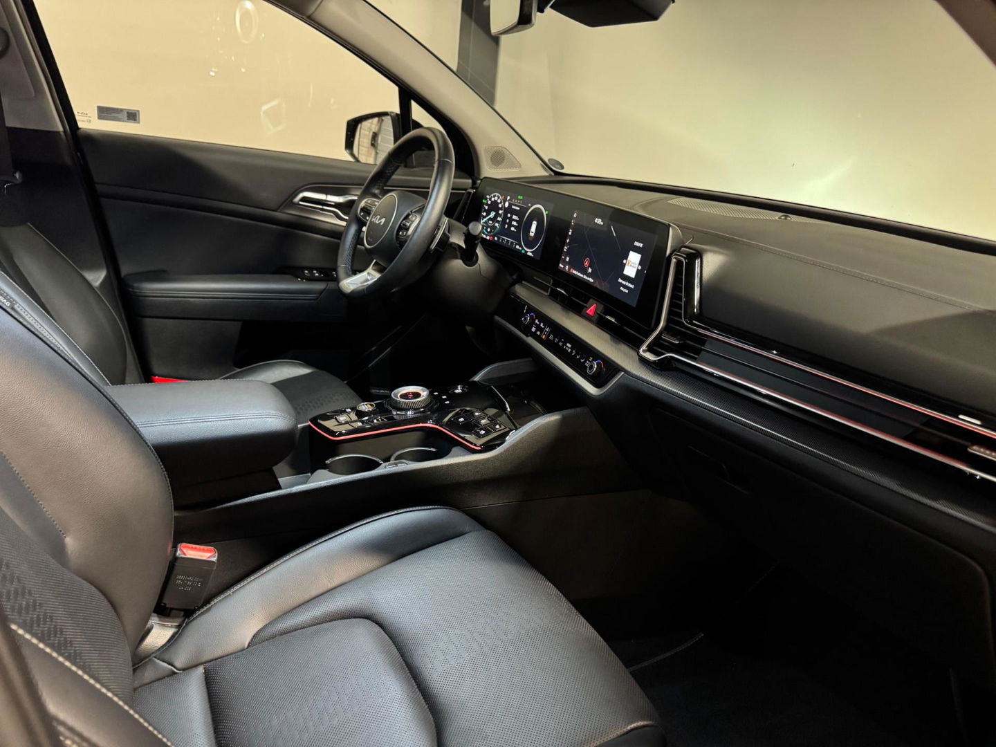 Kia Sportage 1.6 T-GDi Plug-in Hybrid AWD DynamicPlusLine PANO KEYLESS