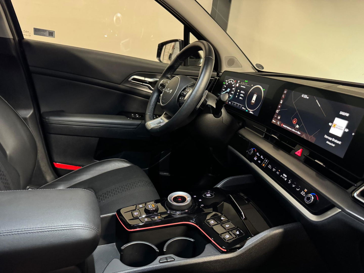 Kia Sportage 1.6 T-GDi Plug-in Hybrid AWD DynamicPlusLine PANO KEYLESS