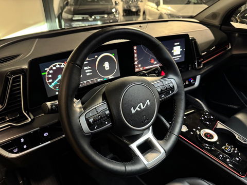 Kia Sportage 1.6 T-GDi Plug-in Hybrid AWD DynamicPlusLine PANO KEYLESS