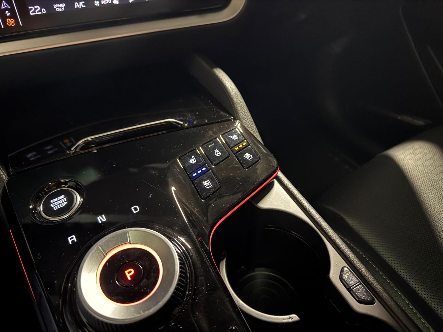 Kia Sportage 1.6 T-GDi Plug-in Hybrid AWD DynamicPlusLine PANO KEYLESS