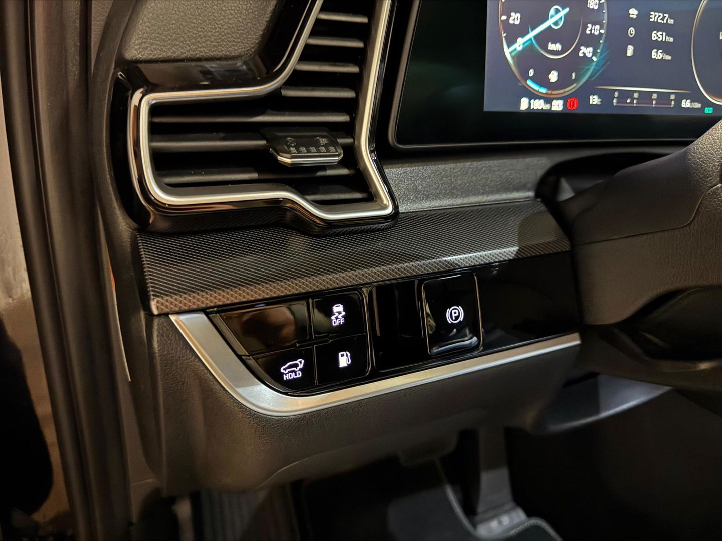 Kia Sportage 1.6 T-GDi Plug-in Hybrid AWD DynamicPlusLine PANO KEYLESS