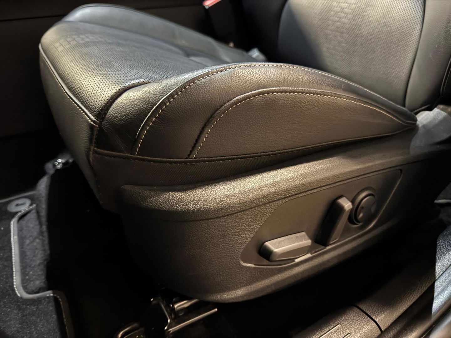 Kia Sportage 1.6 T-GDi Plug-in Hybrid AWD DynamicPlusLine PANO KEYLESS