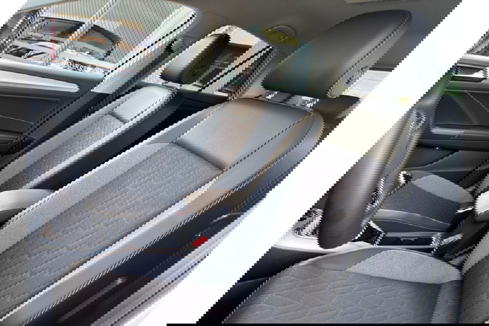 Volkswagen T-Roc 1.0 TSI GOAL EDITION AIRCO NAVI PDC LMV STOELVW