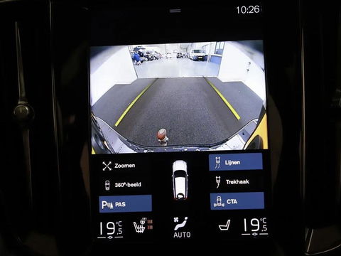 Volvo V60 2.0 T6 Recharge AWD R-Design Pano H/K 360° ACC Trekh. NAP