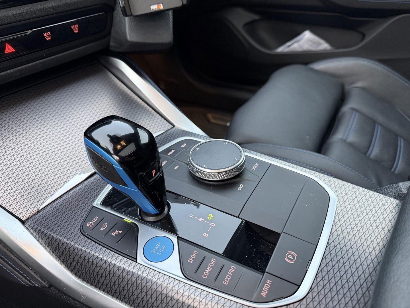 BMW i4 M50 High Executive 84 kWh Schuifdak l M-sportpakket