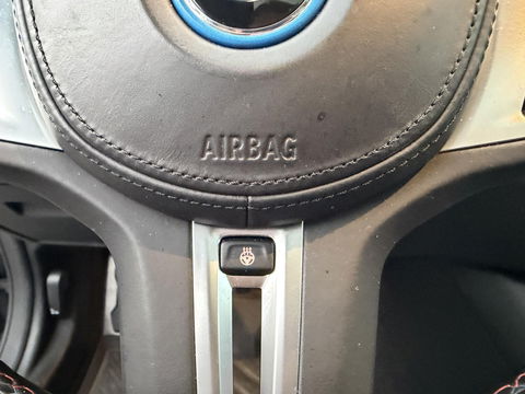 BMW i4 M50 High Executive 84 kWh Schuifdak l M-sportpakket