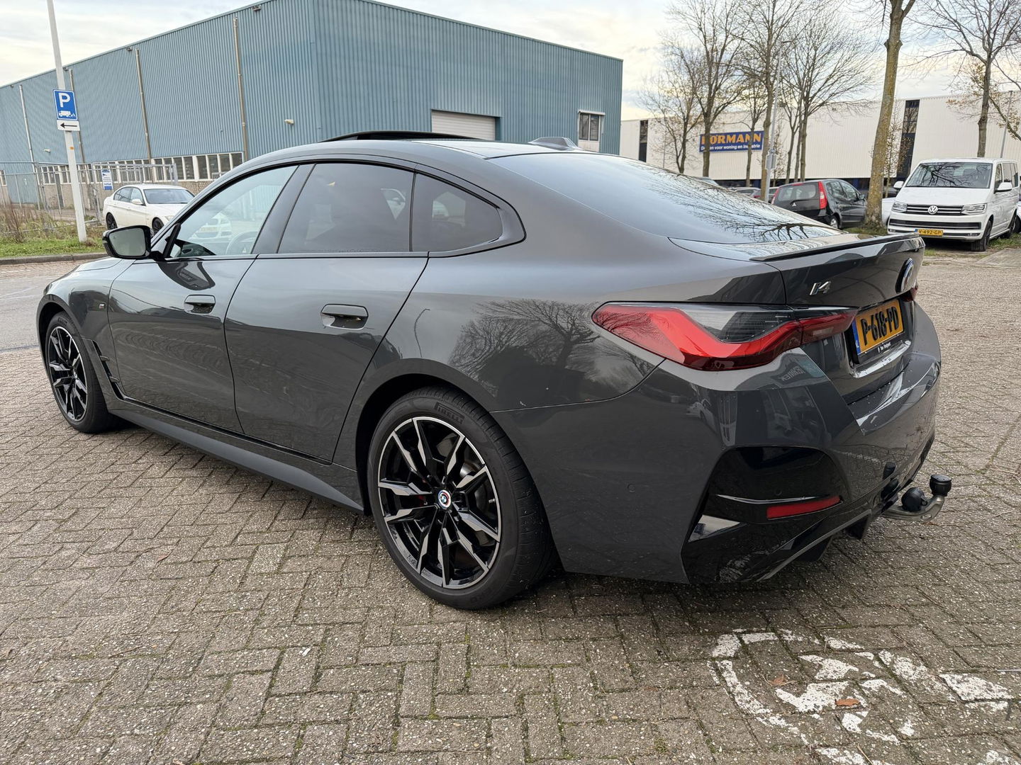 BMW i4 M50 High Executive 84 kWh Schuifdak l M-sportpakket