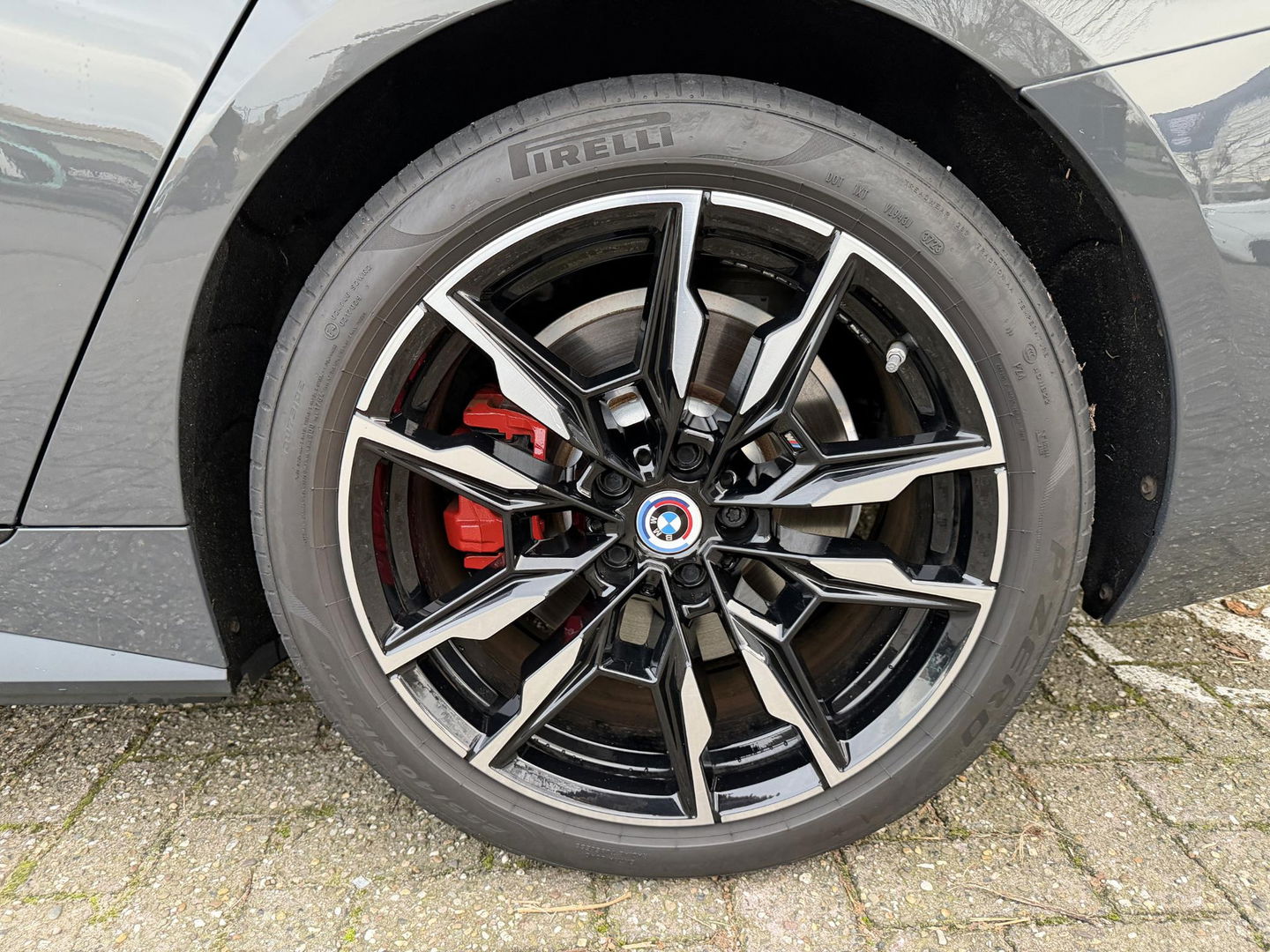 BMW i4 M50 High Executive 84 kWh Schuifdak l M-sportpakket