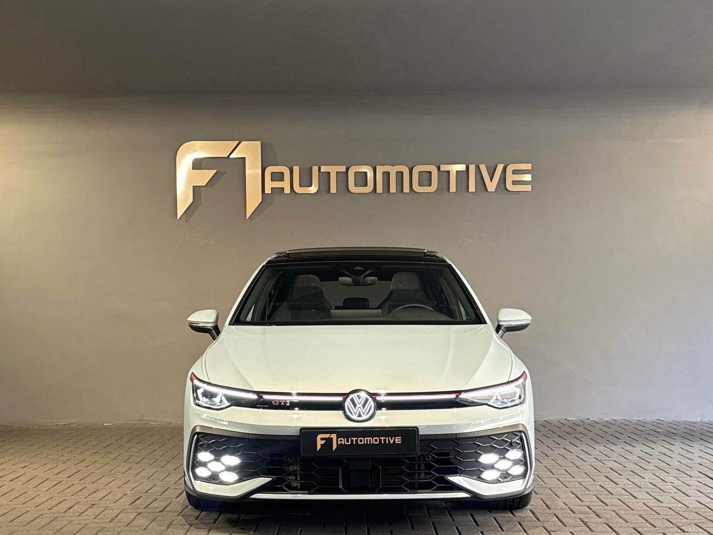 Volkswagen Golf 2.0 TSI GTI 8.5 Pano|H/K|IQ|Keyless|Trekhaak