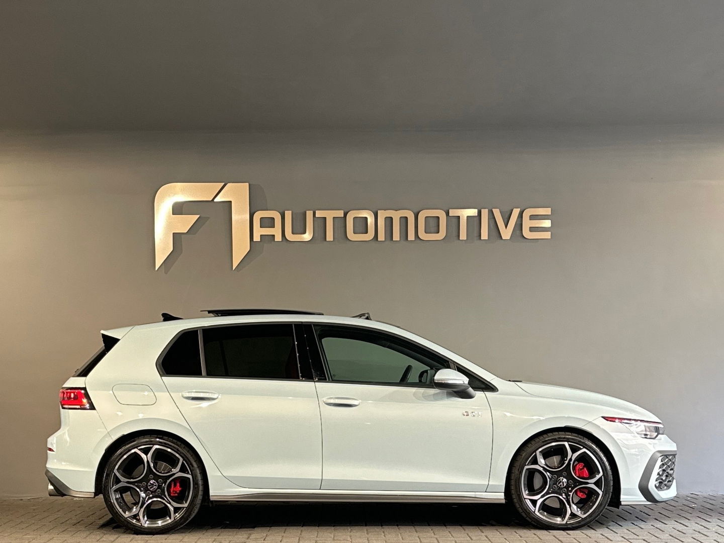 Volkswagen Golf 2.0 TSI GTI 8.5 Pano|H/K|IQ|Keyless|Trekhaak