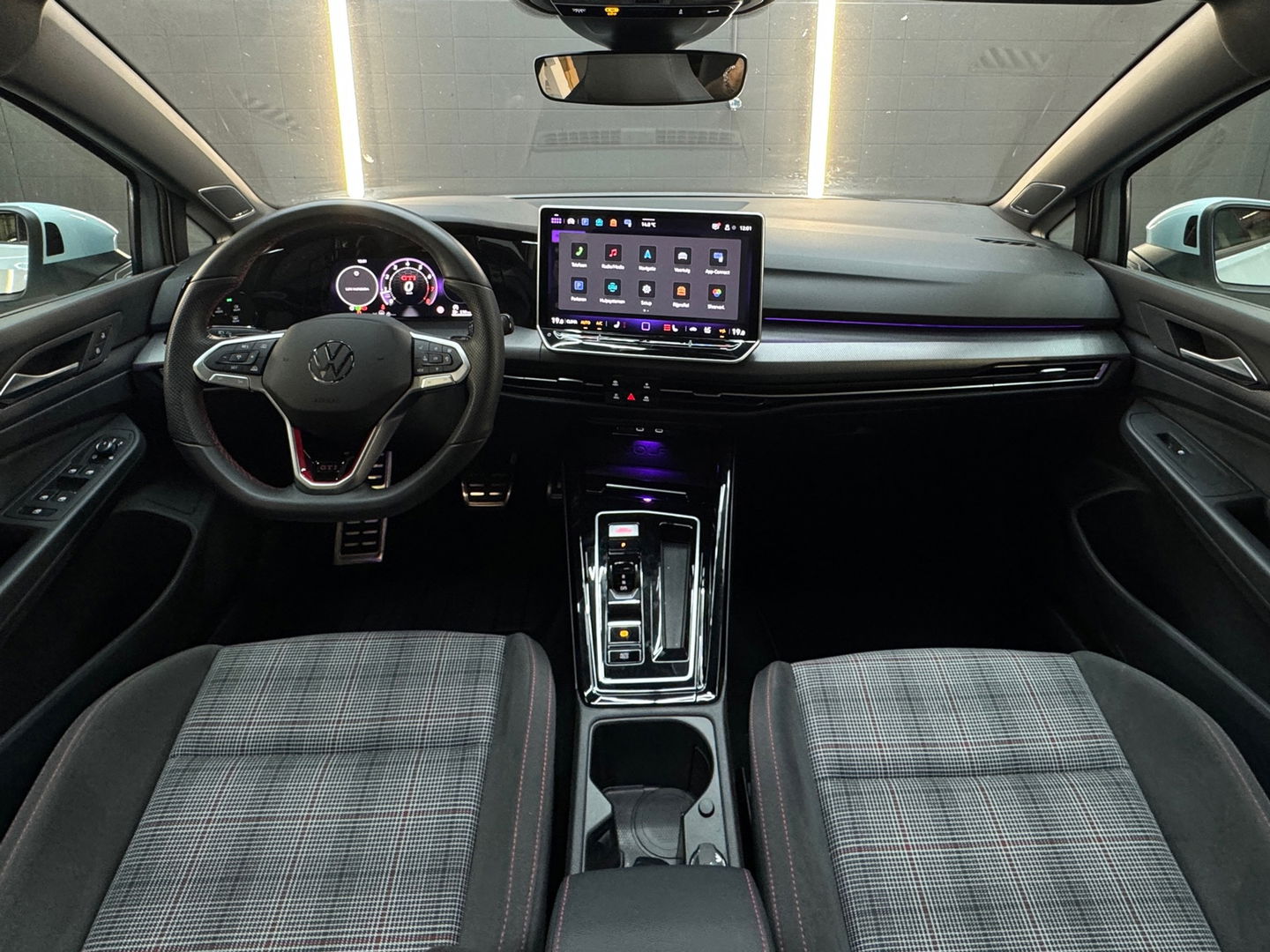 Volkswagen Golf 2.0 TSI GTI 8.5 Pano|H/K|IQ|Keyless|Trekhaak