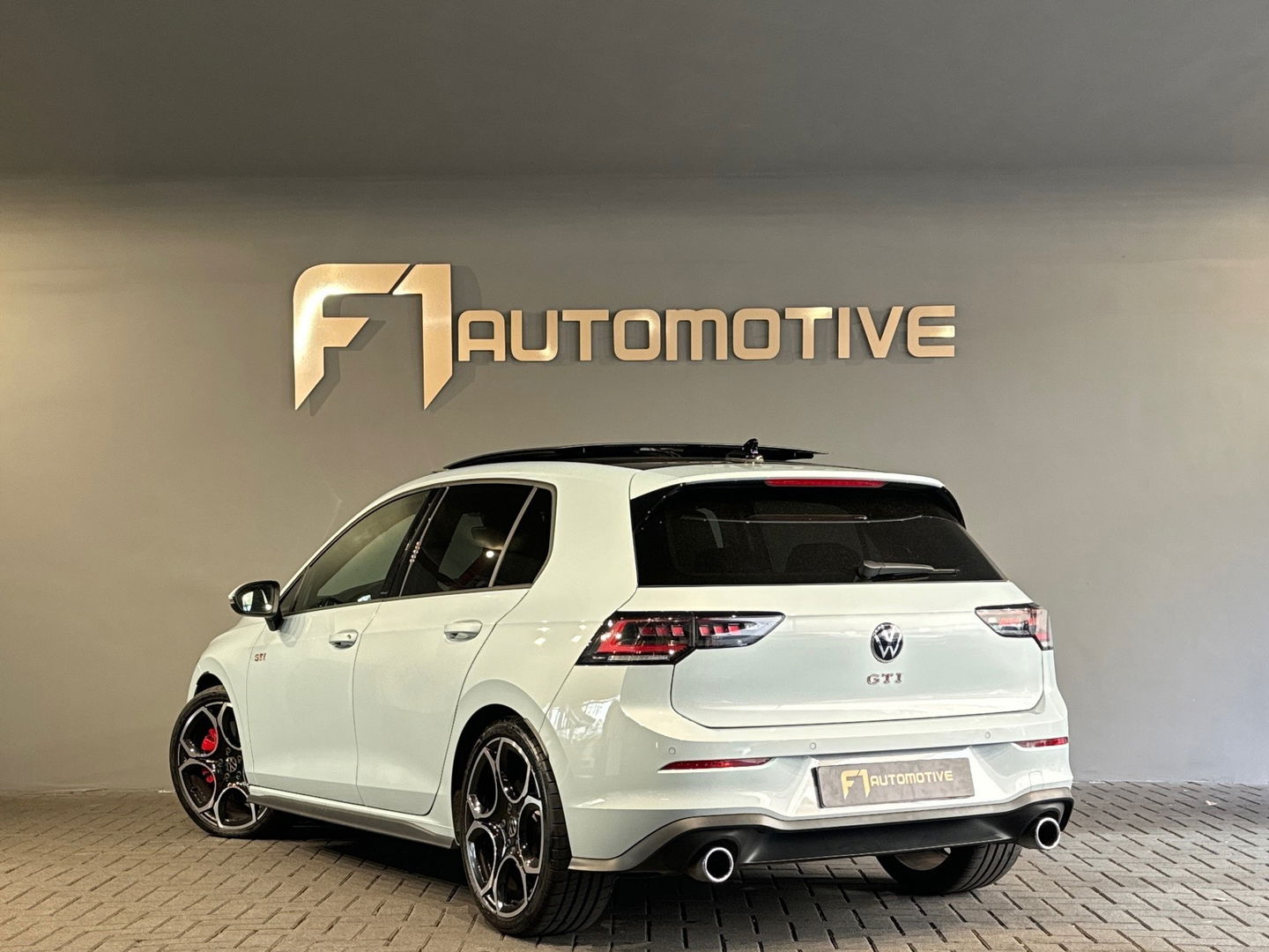 Volkswagen Golf 2.0 TSI GTI 8.5 Pano|H/K|IQ|Keyless|Trekhaak