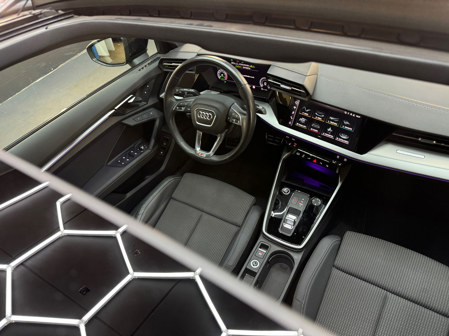 Audi A3 Sportback 40 TFSI e 3x S Line Pano|Sfeer|Memory|B&O