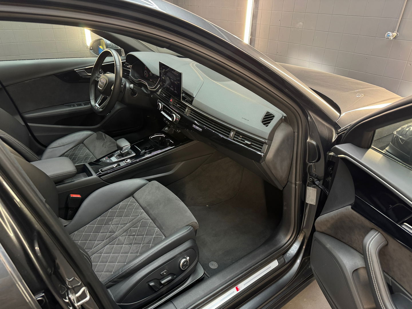 Audi A4 Avant 45 TFSI quattro 3x S Line Pano|RS seat|HUD|VOL