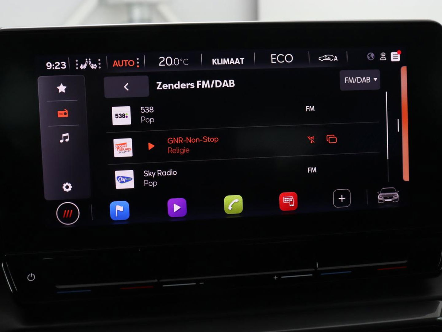 CUPRA Leon 1.4 eHybrid VZ | 245pk | Trekhaak | Stoelverwarming | Adaptive cruise | Carplay | Navigatie | Stuurverwarming | Keyless | Full LED | Sportstoelen | PHEV | Plug In