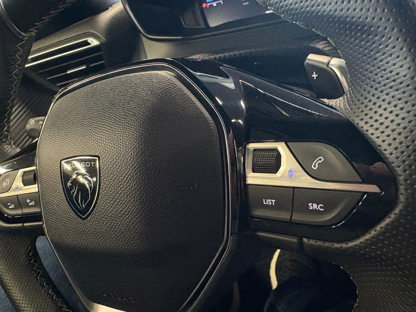 Peugeot 2008 1.2 PureTech 130 GT