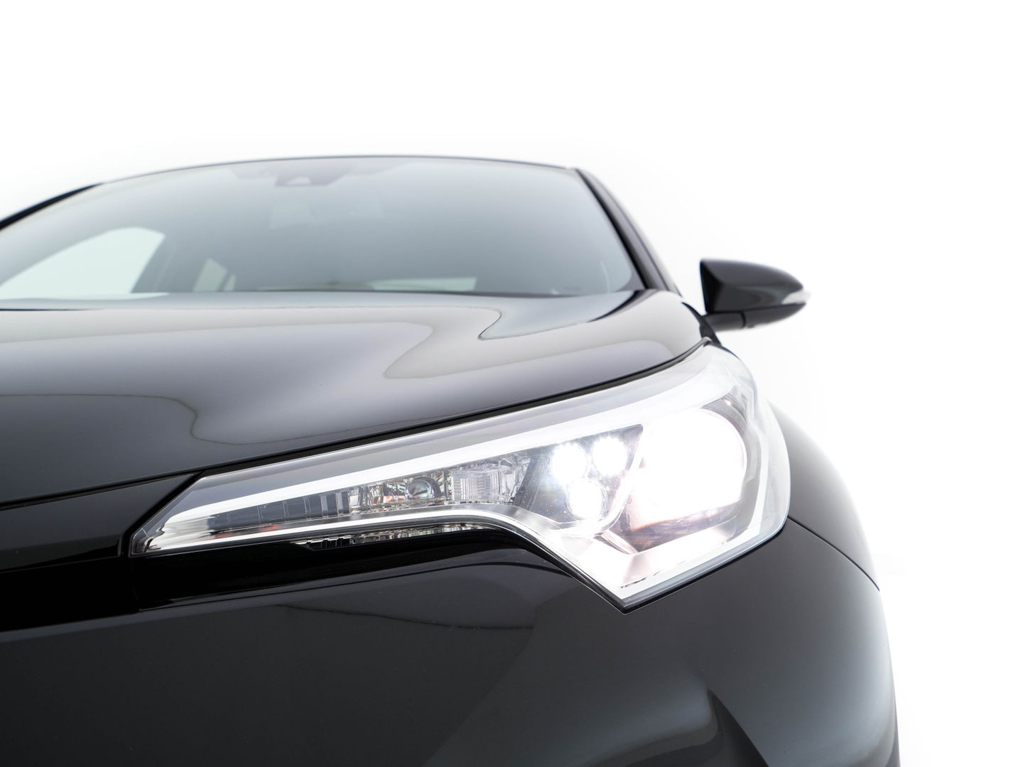 Toyota C-HR 1.8 Hybrid Style Aut. *ADAPTIVE-CRUISE | BLIND-SPOT | JBL-SOUND | HEATED-COMFORTSEATS | CAMERA | KEYLESS | DAB+ | NAVI-FULLMAP | ECC | PDC | PRIVACY-GLASS | TOWBAR | LANE-ASSIST | 18''ALU*