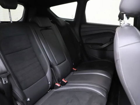 Ford Kuga 1.5 EcoBoost ST Line Pano Camera Carplay Winterpakket NAP