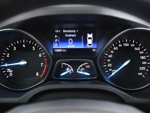 Ford Kuga 1.5 EcoBoost ST Line Pano Camera Carplay Winterpakket NAP