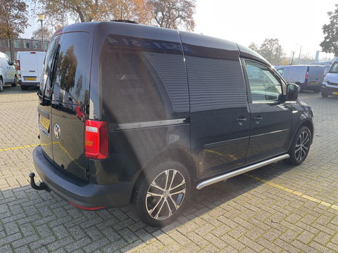 Volkswagen Caddy 2.0 TDI L1H1 BMT Economy Business / vaste prijs rijklaar € 9.950 ex btw / lease vanaf € 201 / airco / 17 Inch lichtmetalen velgen / sidebars / trekhaak / euro 6 !