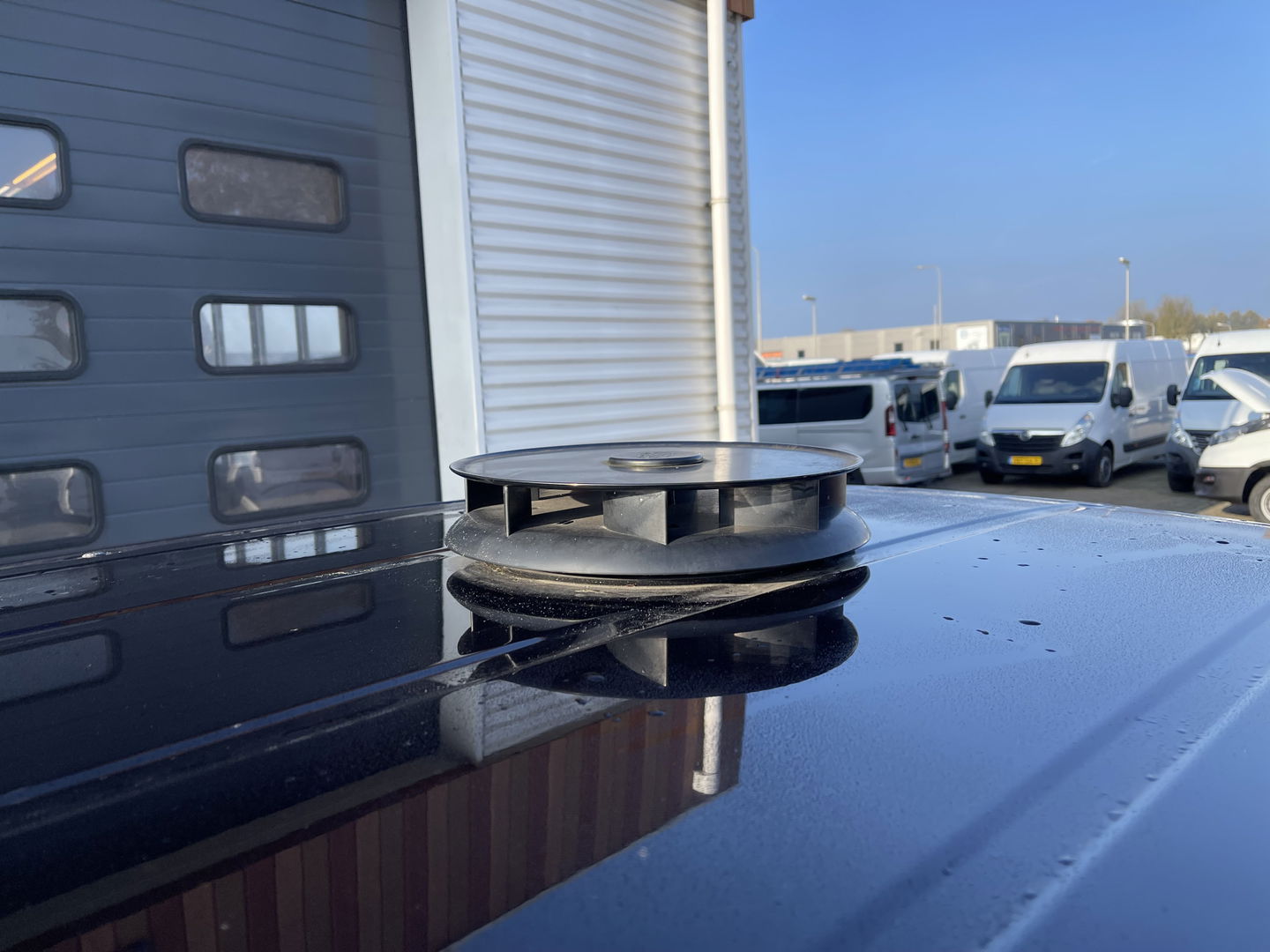 Volkswagen Caddy 2.0 TDI L1H1 BMT Economy Business / vaste prijs rijklaar € 9.950 ex btw / lease vanaf € 201 / airco / 17 Inch lichtmetalen velgen / sidebars / trekhaak / euro 6 !