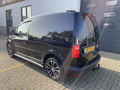 Volkswagen Caddy 2.0 TDI L1H1 BMT Economy Business / vaste prijs rijklaar € 9.950 ex btw / lease vanaf € 201 / airco / 17 Inch lichtmetalen velgen / sidebars / trekhaak / euro 6 !