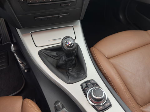 BMW 3 Serie Touring 320d Efficient Dynamics Edition Luxury Line *XENON | LUXURY-LEATHER | HEATED-SPORTSEATS | NAVI-FULLMAP | ECC | PDC | CRUISE | TOWBAR | 16''ALU*