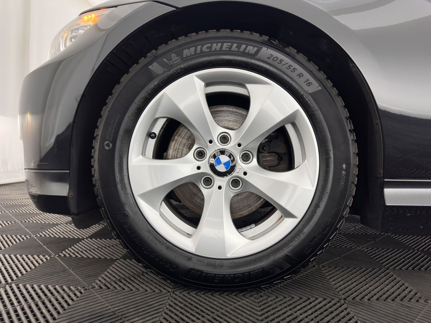 BMW 3 Serie Touring 320d Efficient Dynamics Edition Luxury Line *XENON | LUXURY-LEATHER | HEATED-SPORTSEATS | NAVI-FULLMAP | ECC | PDC | CRUISE | TOWBAR | 16''ALU*