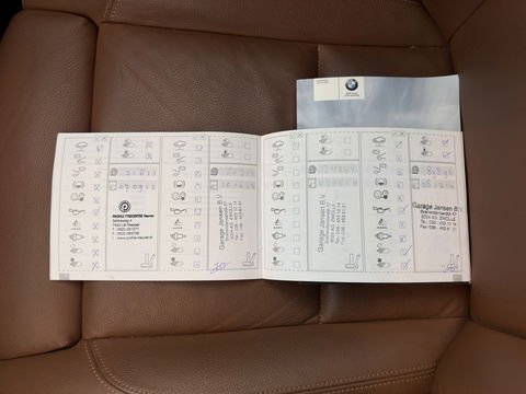 BMW 3 Serie Touring 320d Efficient Dynamics Edition Luxury Line *XENON | LUXURY-LEATHER | HEATED-SPORTSEATS | NAVI-FULLMAP | ECC | PDC | CRUISE | TOWBAR | 16''ALU*