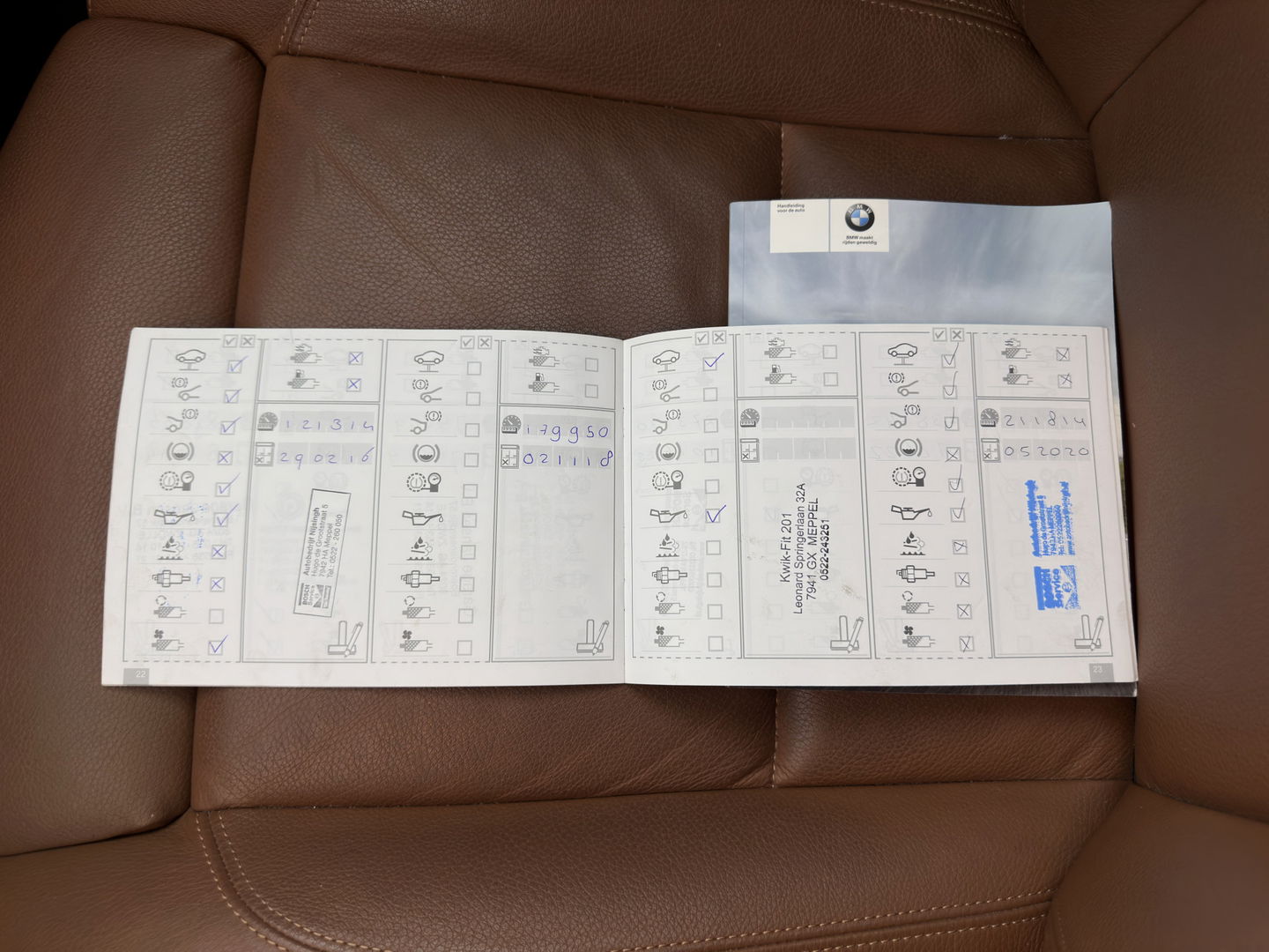 BMW 3 Serie Touring 320d Efficient Dynamics Edition Luxury Line *XENON | LUXURY-LEATHER | HEATED-SPORTSEATS | NAVI-FULLMAP | ECC | PDC | CRUISE | TOWBAR | 16''ALU*