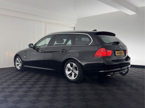 BMW 3 Serie Touring 320d Efficient Dynamics Edition Luxury Line *XENON | LUXURY-LEATHER | HEATED-SPORTSEATS | NAVI-FULLMAP | ECC | PDC | CRUISE | TOWBAR | 16''ALU*