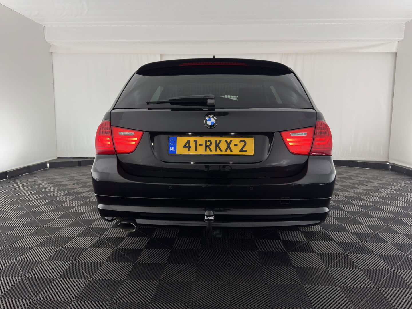 BMW 3 Serie Touring 320d Efficient Dynamics Edition Luxury Line *XENON | LUXURY-LEATHER | HEATED-SPORTSEATS | NAVI-FULLMAP | ECC | PDC | CRUISE | TOWBAR | 16''ALU*