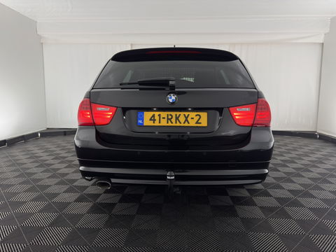 BMW 3 Serie Touring 320d Efficient Dynamics Edition Luxury Line *XENON | LUXURY-LEATHER | HEATED-SPORTSEATS | NAVI-FULLMAP | ECC | PDC | CRUISE | TOWBAR | 16''ALU*