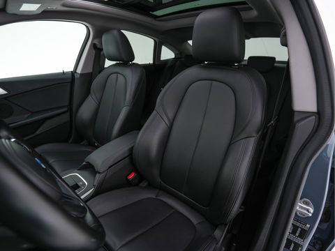 BMW 2 Serie Gran Coupé 218i High Executive Aut. *PANO | FULL-LEATHER | FULL-LED | ADAPTIVE-CRUISE | DIGI-COCKPIT | SPORT-SEATS | NAVI-FULLMAP | DAB+ | ECC | PDC | 17''ALU | TOWBAR*