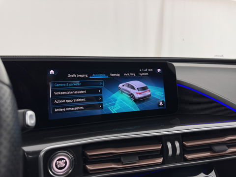 Mercedes-Benz EQC 400 4MATIC 80 kWh AMG (INCL-BTW) Aut. *PANO | BURMESTER-SURROUND | DISTRONIC | LEATHER-MICROFIBRE | FULL-LED | TOP-VIEW | WIDE-SCREEN-COCKPIT | KEYLESS | AIR-SUSPENSION | SPORT-SEATS | 19''ALU*