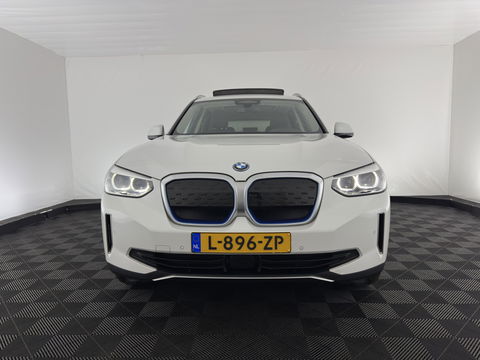 BMW iX3 Executive 80 kWh [ 3-Fase ] (INCL.BTW) Aut. *PANO | FULL-LEATHER | ADAPTIVE-CRUISE | FULL-LED | BLIND-SPOT | MEMORY-PACK | DIGI-COCKPIT | HEATED-COMFORTSEATS | CAMERA | DAB+ | NAVI-FULLMAP | 19''ALU*