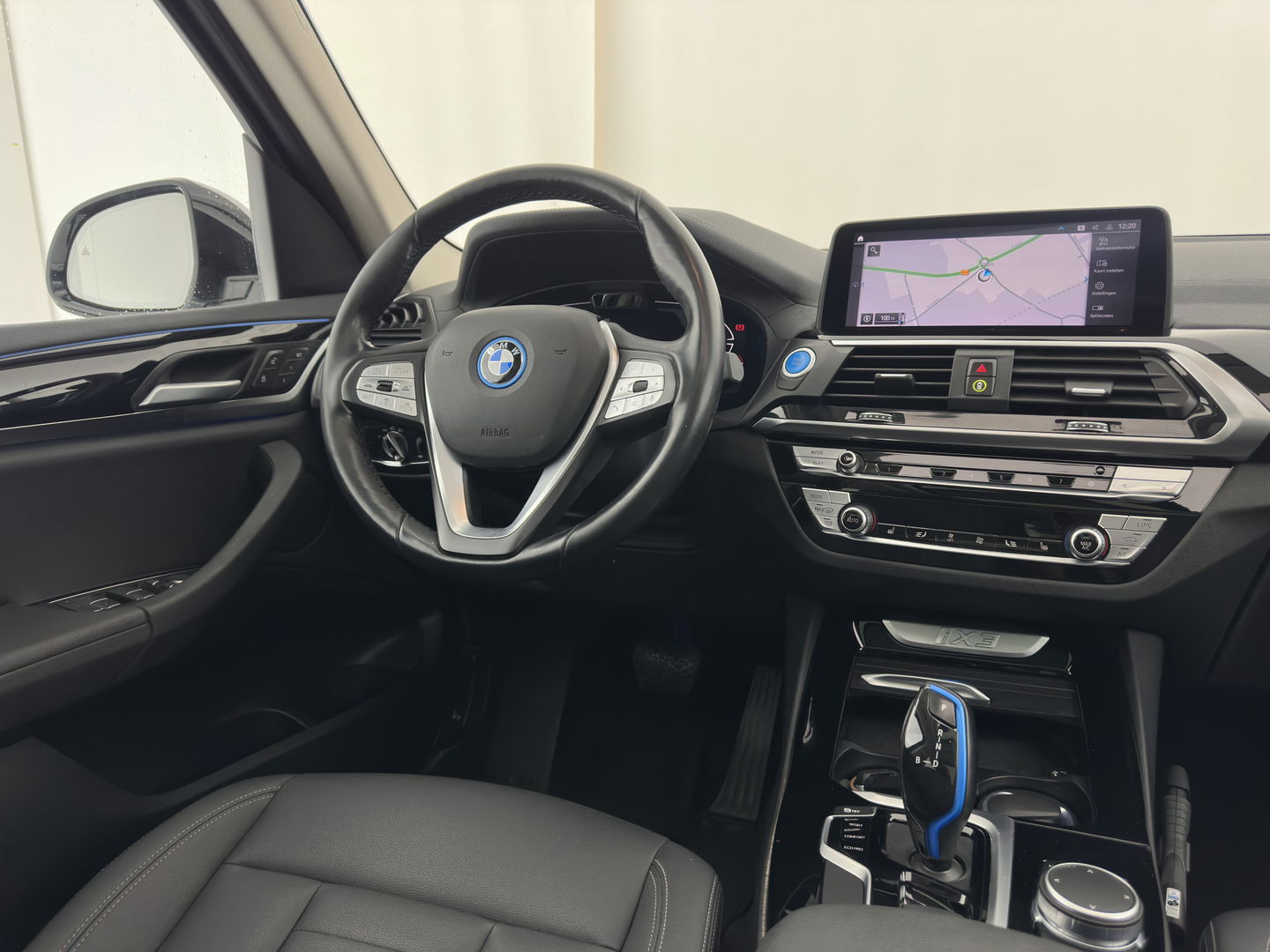 BMW iX3 Executive 80 kWh [ 3-Fase ] { SOH-96% } (INCL.BTW) Aut. *PANO | FULL-LEATHER | ADAPTIVE-CRUISE | FULL-LED | BLIND-SPOT | MEMORY-PACK | DIGI-COCKPIT | HEATED-COMFORTSEATS | CAMERA | DAB+ | NAVI-FULLMAP | 19''ALU*