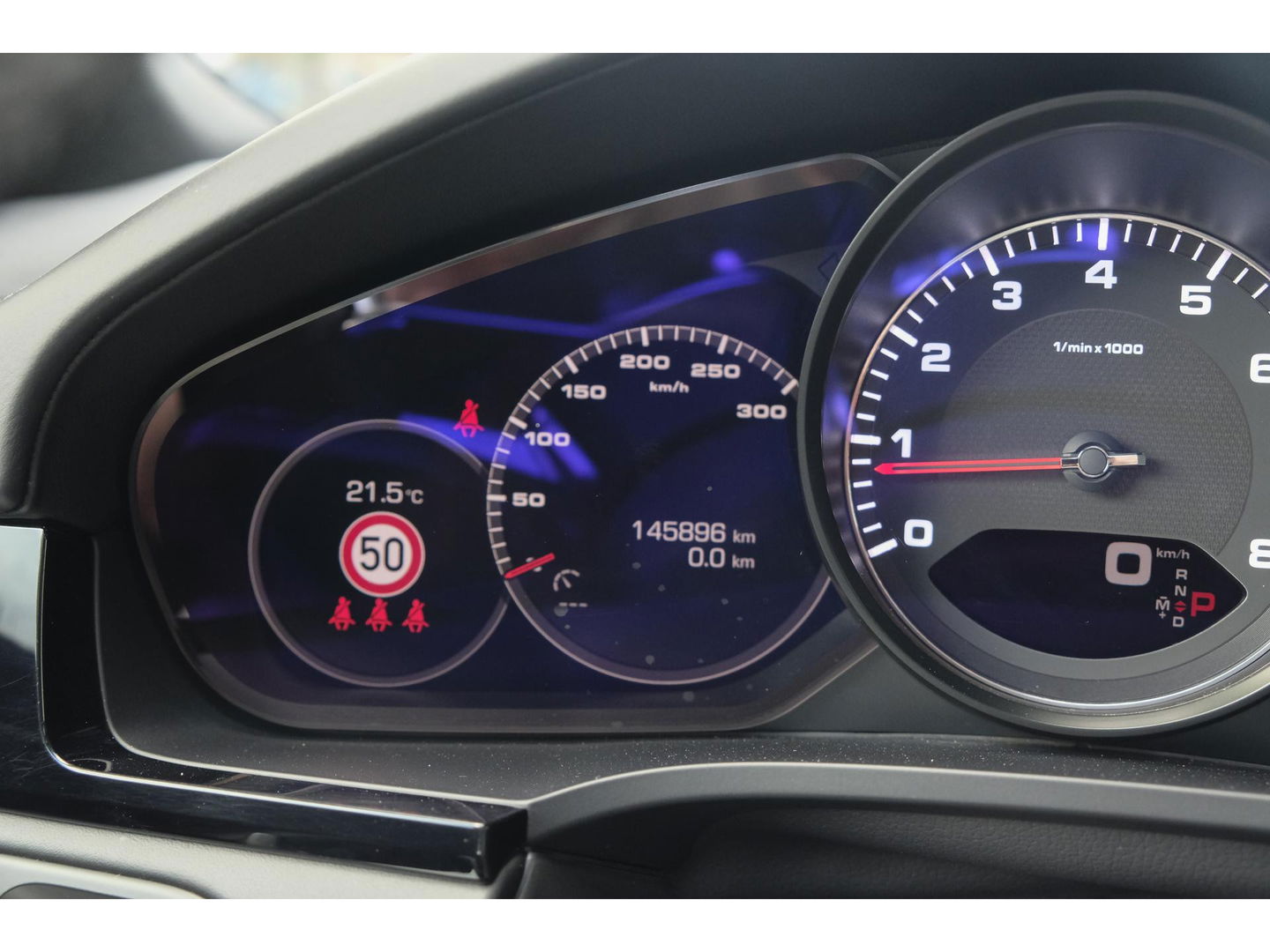 Porsche Cayenne S 2.9 V6 441pk Panoramadak Luchvering Matrix led Comfortstoelen Memory Camera 21" LMV